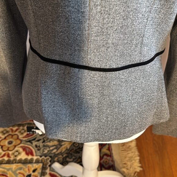 NWT Axcess by Liz Claiborne Beautiful Gray and Black Blazer Fully Lined Size 10 - Picture 7 of 11
